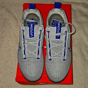 Air Vapormax 2021 FK SZ 7 Men SZ 8.5 Women